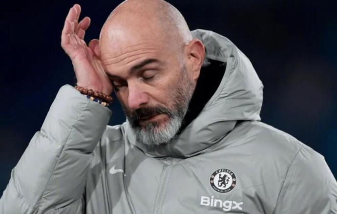 切尔西被伯恩茅斯2-2逼平，整个12月7轮联赛，合着切尔西就拿了7分，切尔西也属