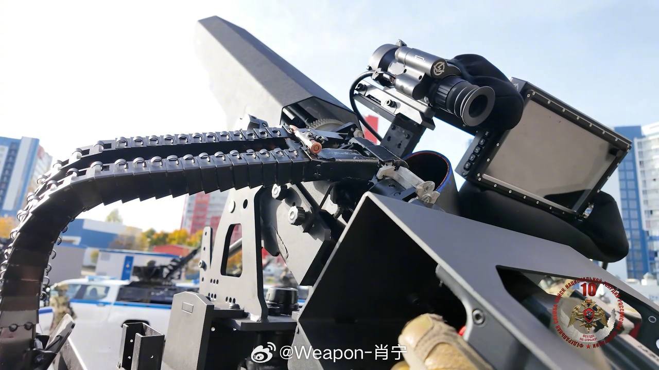 兵器影像 俄罗斯卫队总局莫斯科市机动射击小组，看来反无人机是他们的重要任务。 ​