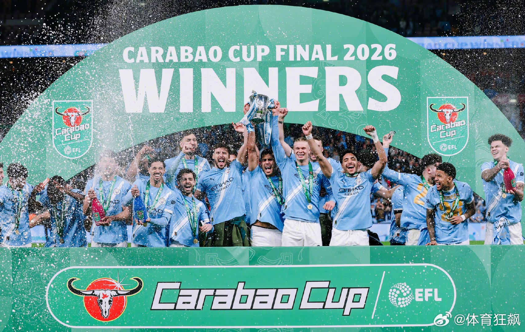 团结一心拼下的赛季首冠！🏆我们相信这赛季不止于此🫡曼城曼城是冠军  cr：曼