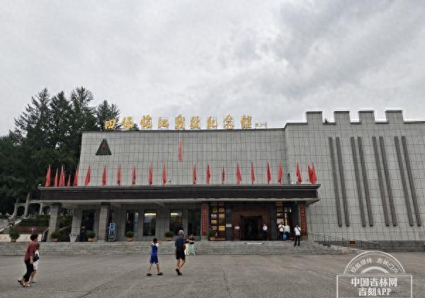 你刷到过“红色旅游”四个字就划走？
先别，G331吉林段现在真·好玩，我上周刚跑