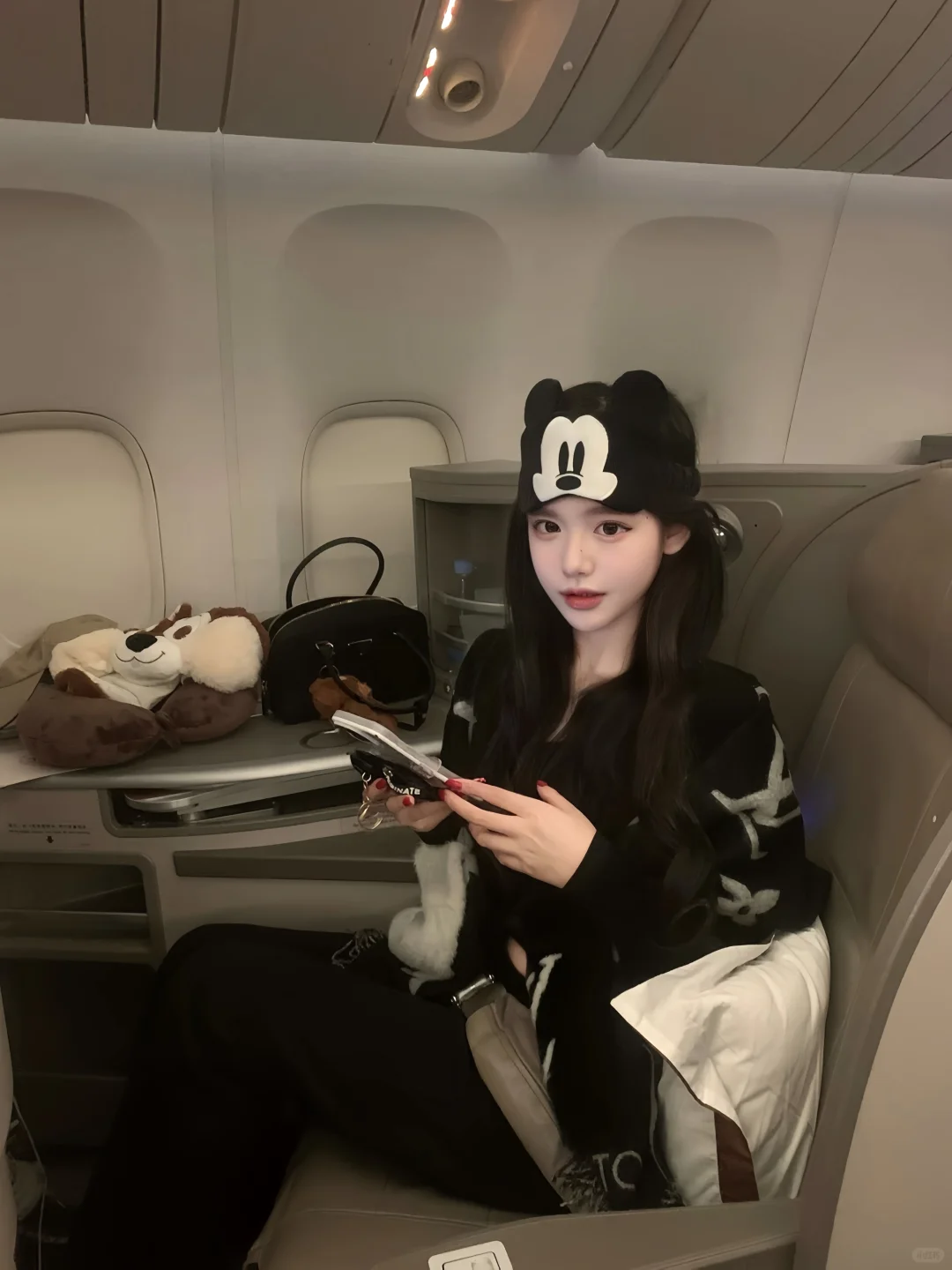 🛫🐾🖤