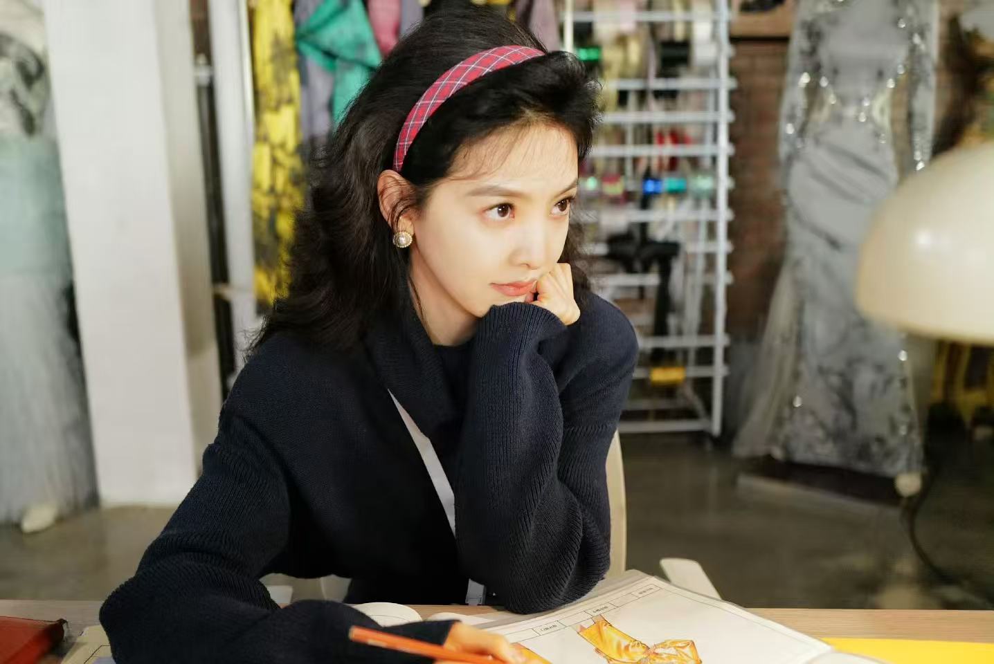 章若楠事业线章若楠眼里有光章若楠事业线，眼里有光，