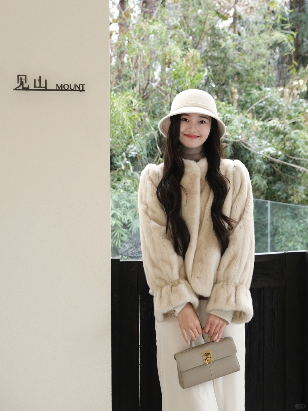 山里零下，我身上37 °C