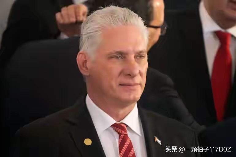 美国多年封锁把古巴经济压得喘不过气，物资、电力时常紧张，当地议会6月18日全员赞