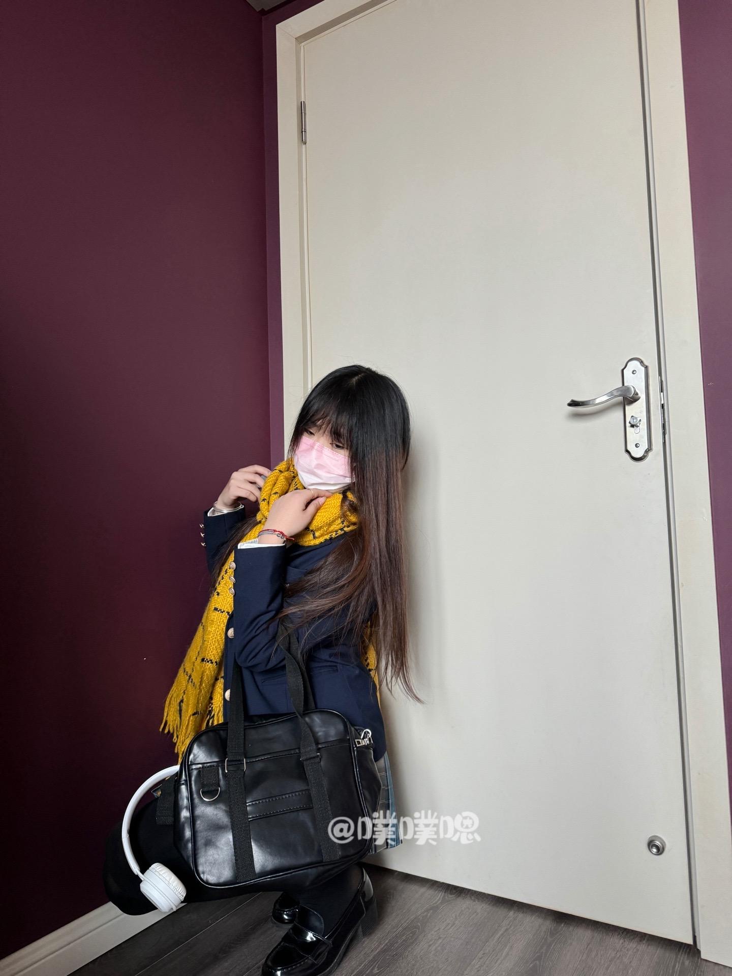 噗噗嗯。我又来更新了，哈哈哈