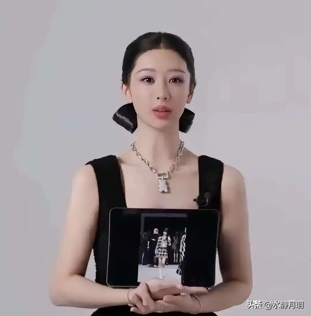 这张照片我看了好久都没有认出来是谁？我让闺蜜看了，她说是杨紫！天啊，这真的杨紫吗