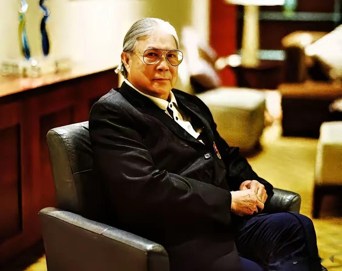 都说豪门婚姻是利益联盟的顶级样本，霍震霆二十年不再婚这步棋，你看懂了吗？

真别