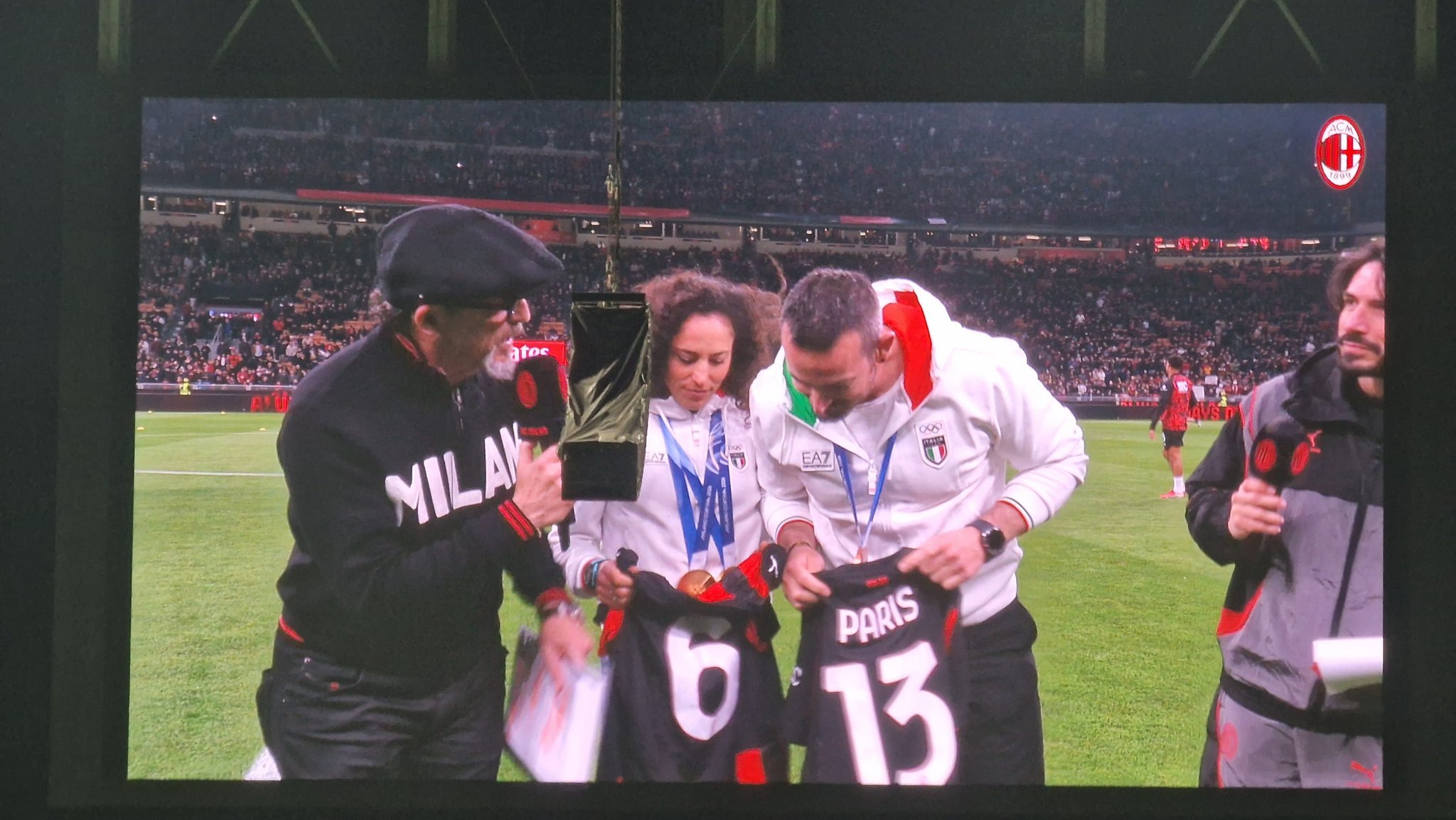 【🥇】 🔴⚫️ 米兰冬奥会金牌获得者、米兰球迷Federica·Brigno