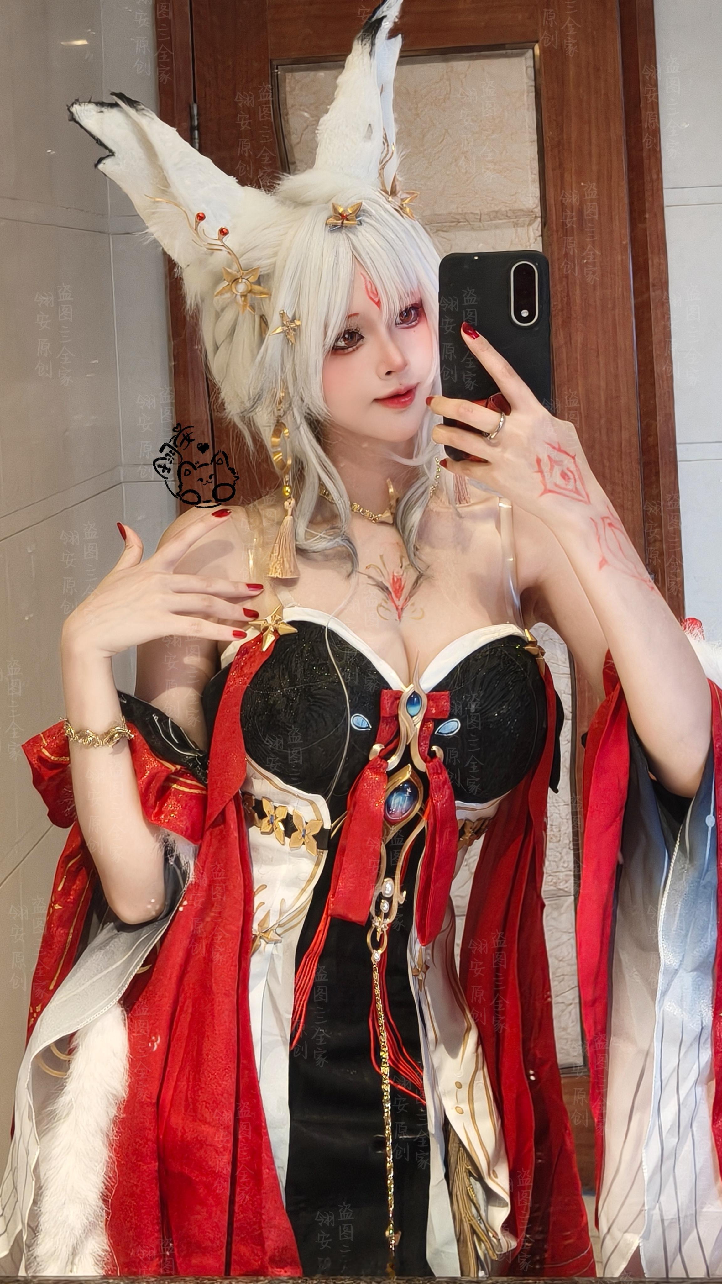 鸣潮[超话]微博cosplay大赏夏日cos盛典动漫仲夏狂欢季二次元cos大赏鸣