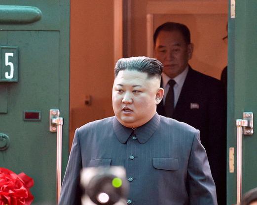 朝鲜发声！据朝中社星期一（5日）报道，金正恩说，鉴于当前地缘政治危机和复杂国际形