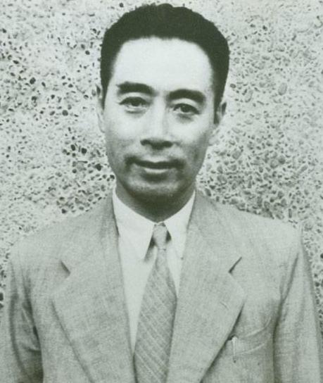 1972 年 9 月 25 日，日本首相田中角荣正式访华，这是中日关系走向正常化