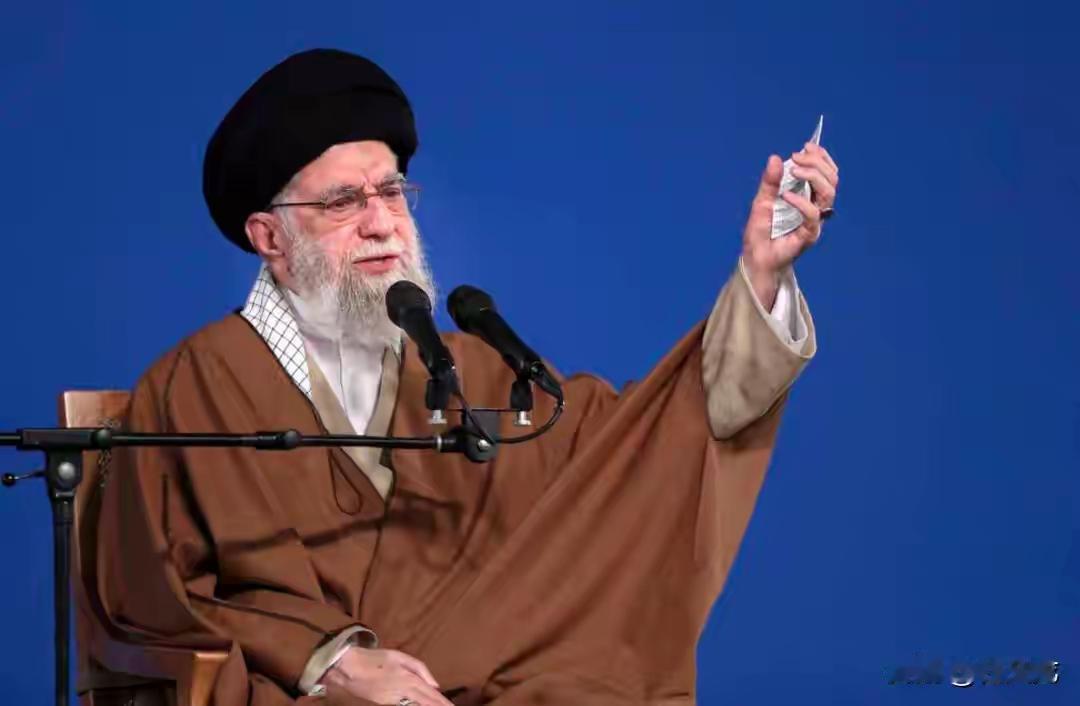 如果伊朗能够与美国打一场具有规模的战争，对中国还是有利的。现在印度弃俄投美，俄罗