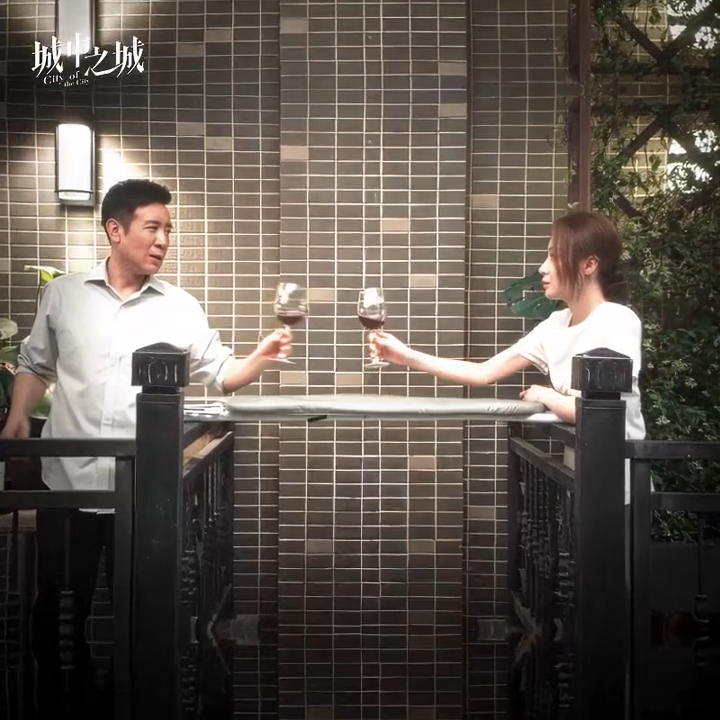 #于和伟隆妮成年人的表白#事实证明他们也一起这种故事的桥段远远比我们想象中的更加