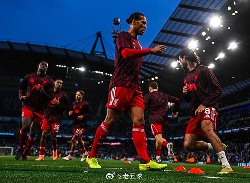 曼城3比0利物浦利物浦英超连场进球纪录止步于44场，位居历史第二位英超第11轮焦