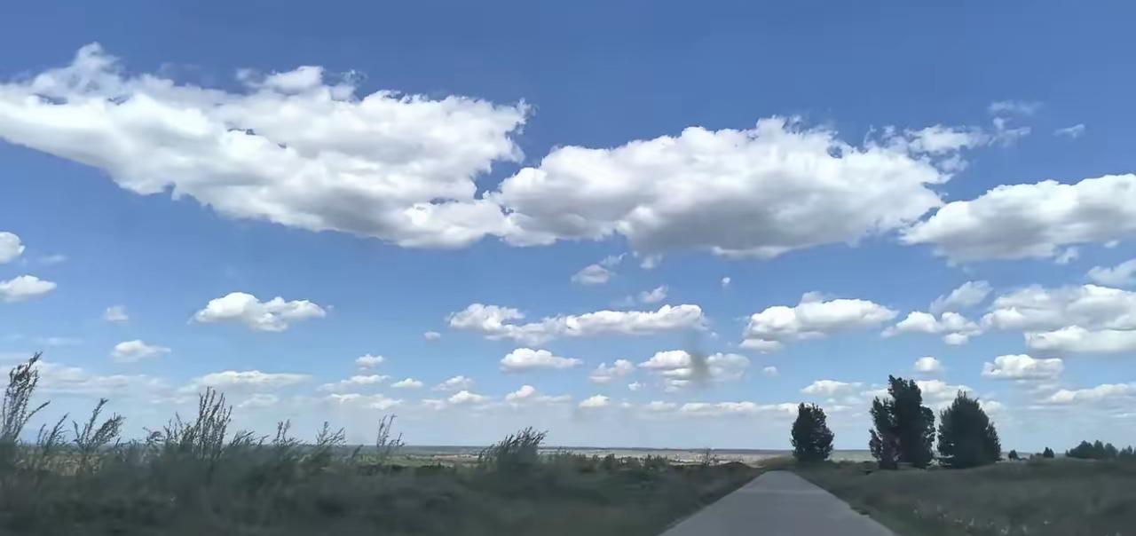 一个江苏小伙跑到巴基斯坦打工，睡了当地姑娘，结果被姑娘家人堵在被窝里，直接五花大
