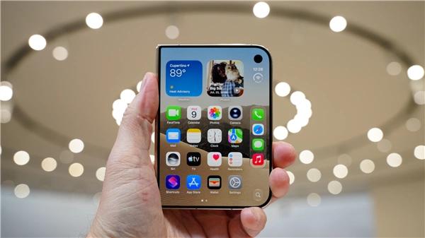 电子奢侈品实锤！iPhone Duo的维修价格是真的贵，内屏价格7998元。手机