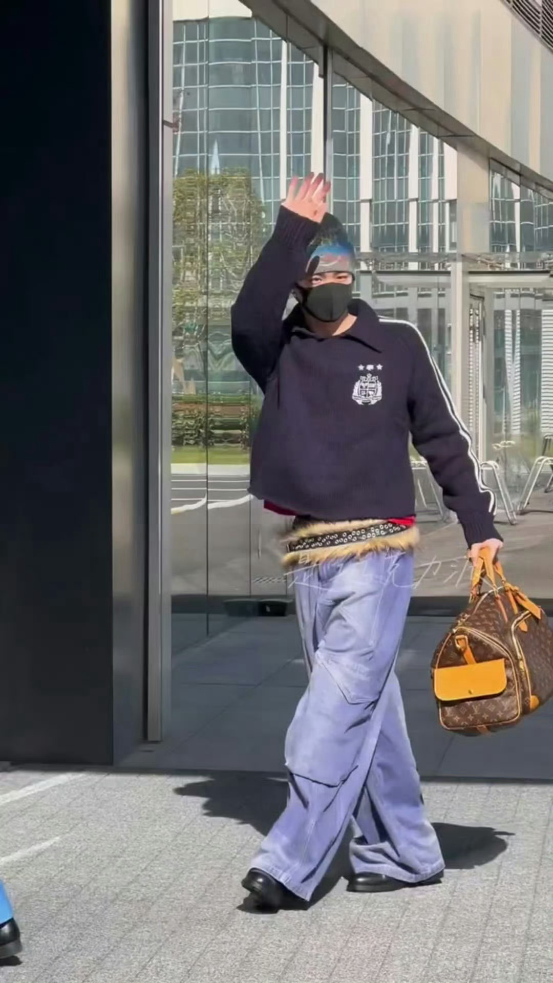 白敬亭《现在就出发》潮男上班啦 