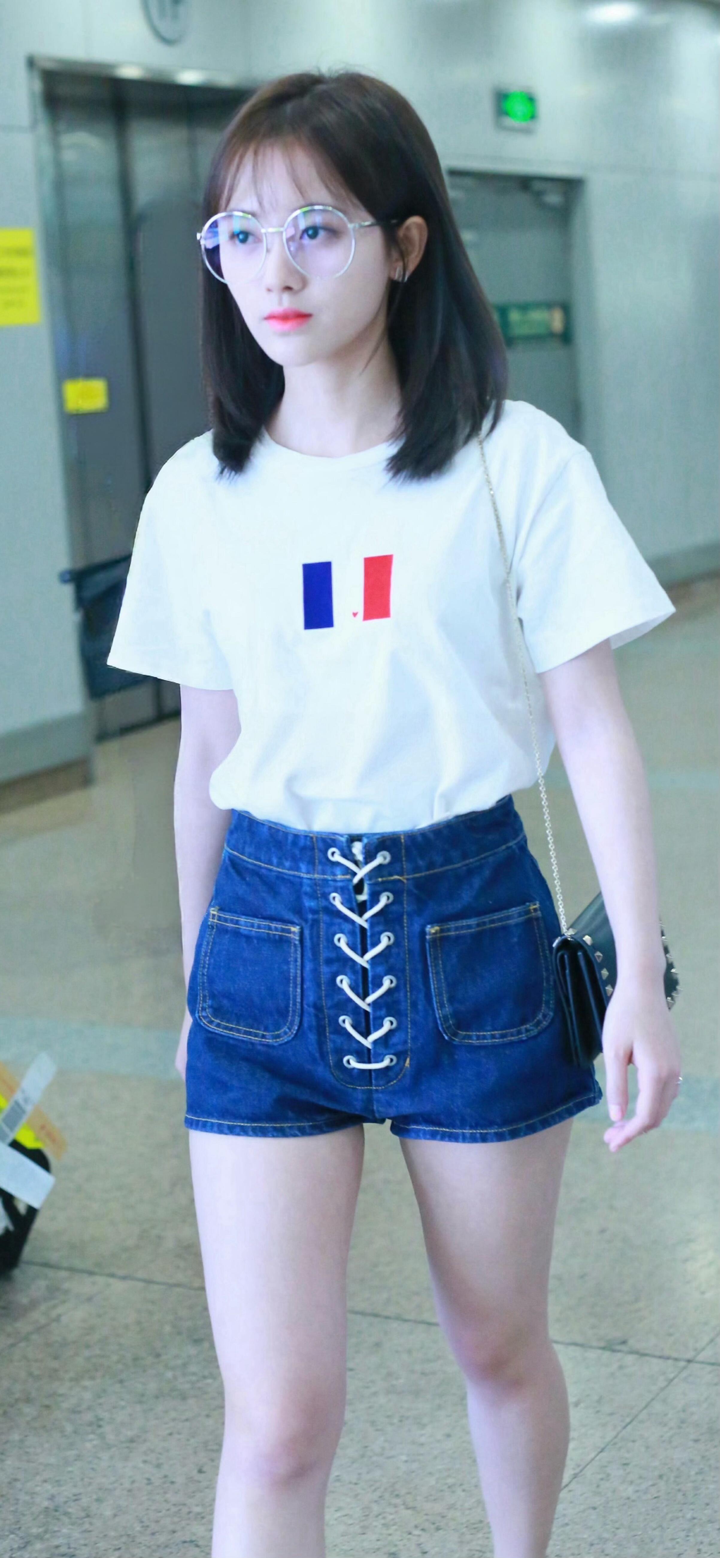 考古鞠婧祎早期 