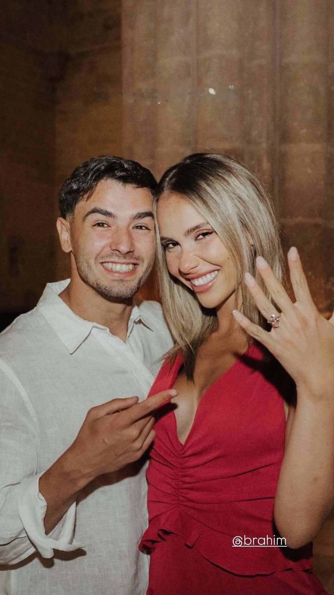 卜拉欣和女友订婚了！😍💍皇马太太团