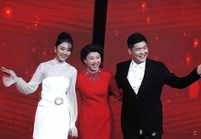 作为公众人物说话做事一定要经过思考
不能嘴上没个把门的什么都说
也不能忘本，不能