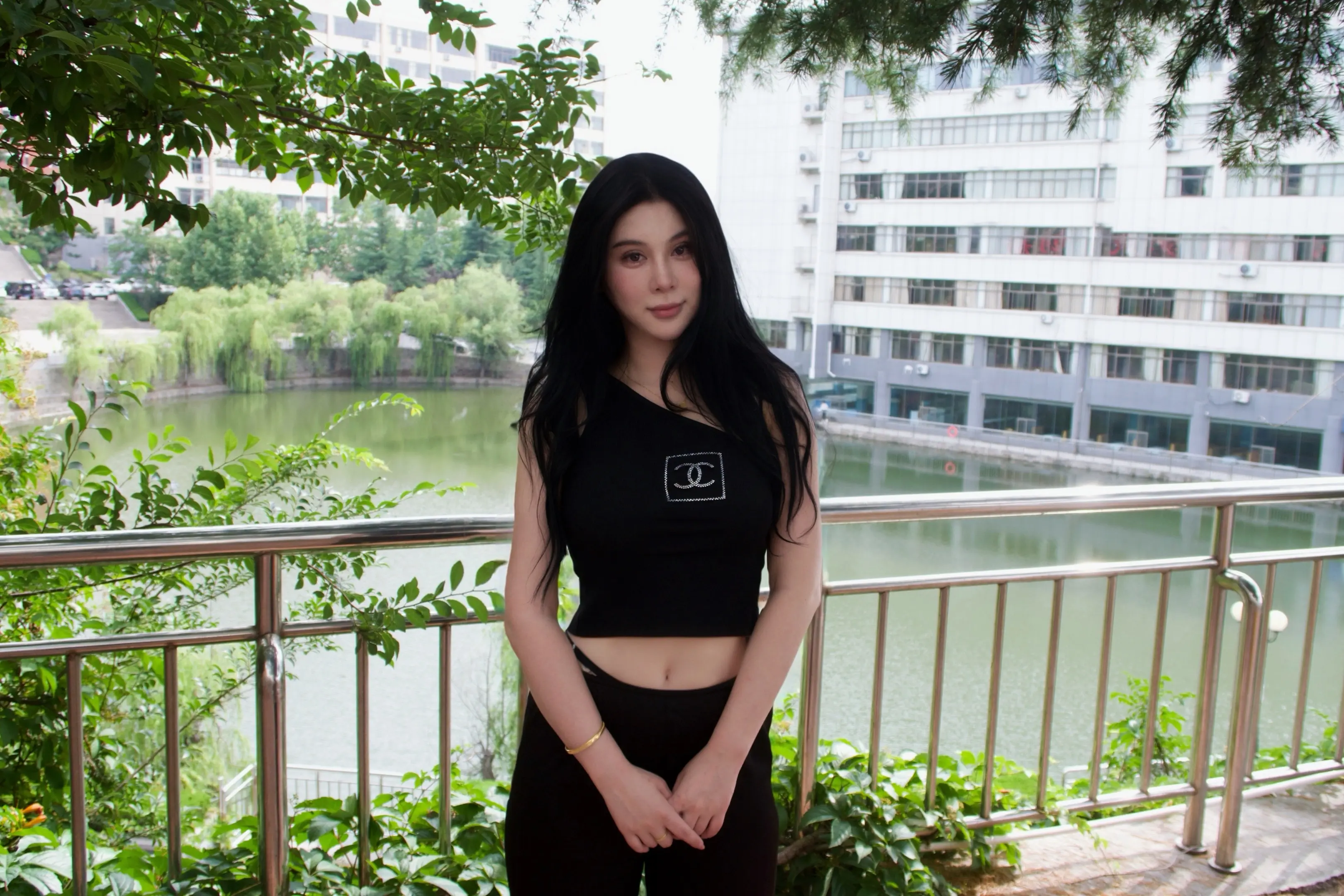夏天 校园 阳光是最好的滤镜