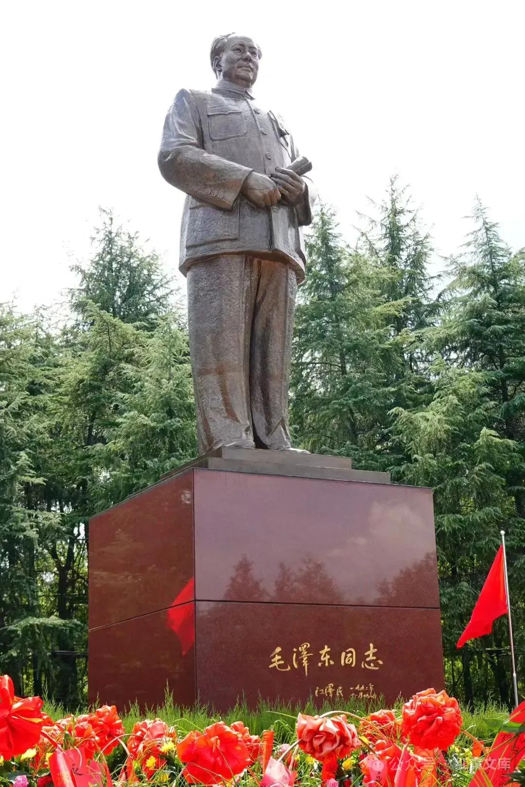 今年的9月9日，是世纪伟人毛泽东主席逝世49周年的祭日，49年前的1976年9月