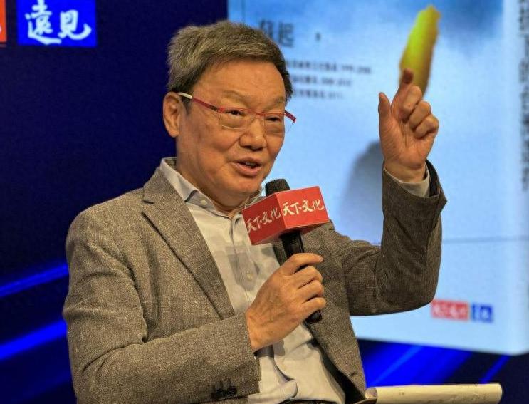 马英九执政时期的“国安会”秘书长苏起今天对台海局势作出最新判断，他认为“华独降、