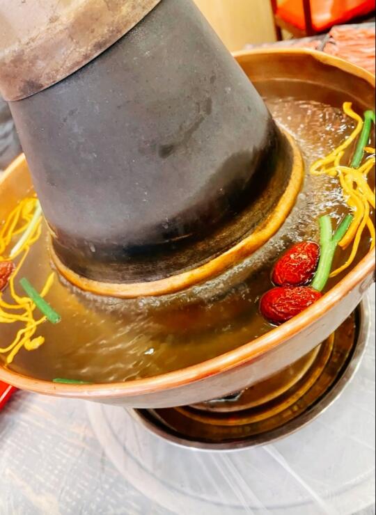 阿木龙虾 羊蝎子烧烤；在双桥路这里是不错的选择。一站式承担了我们姐妹淘...