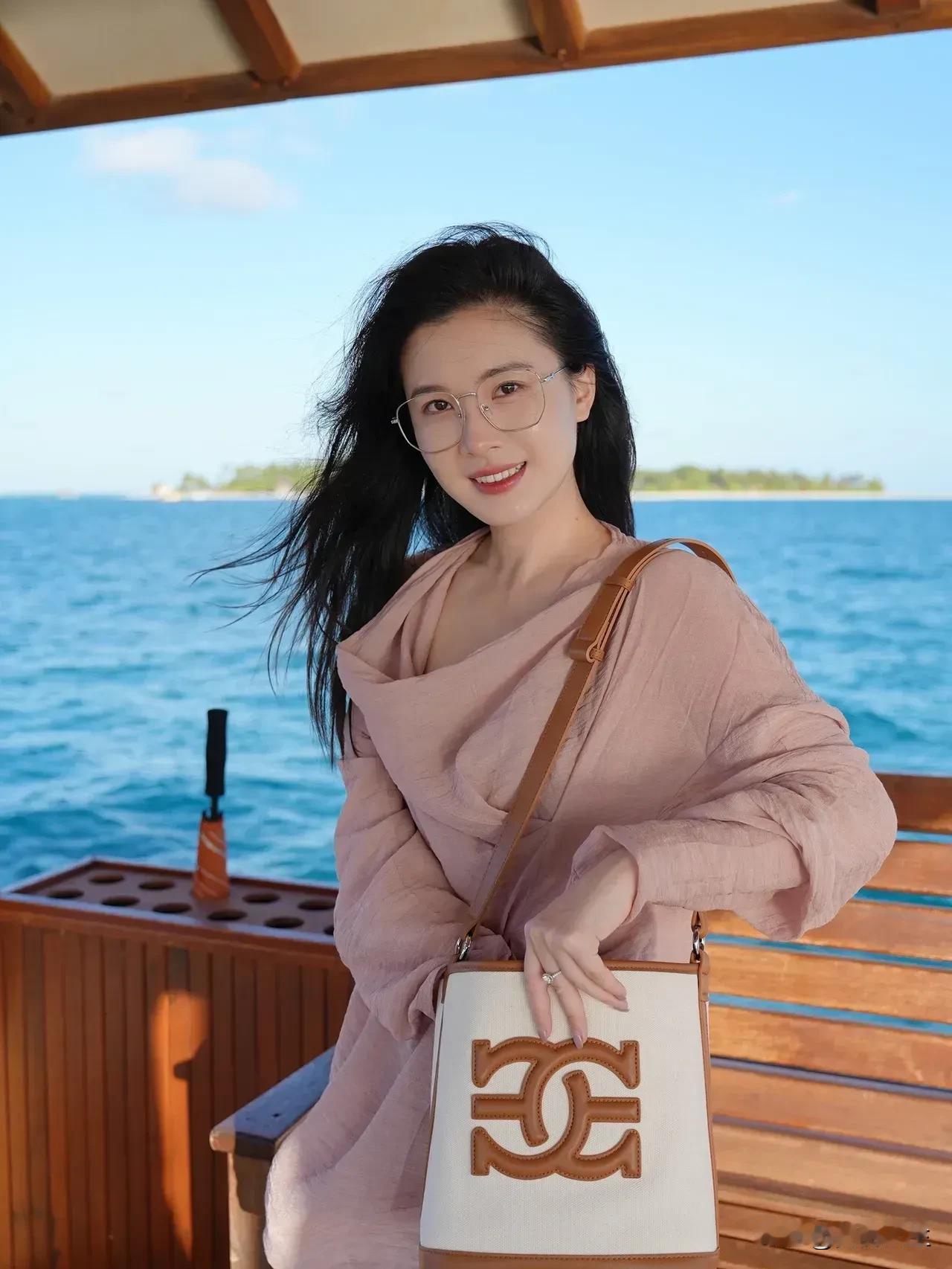 青海湖边天峻石林👯‍♀️🐒🌹