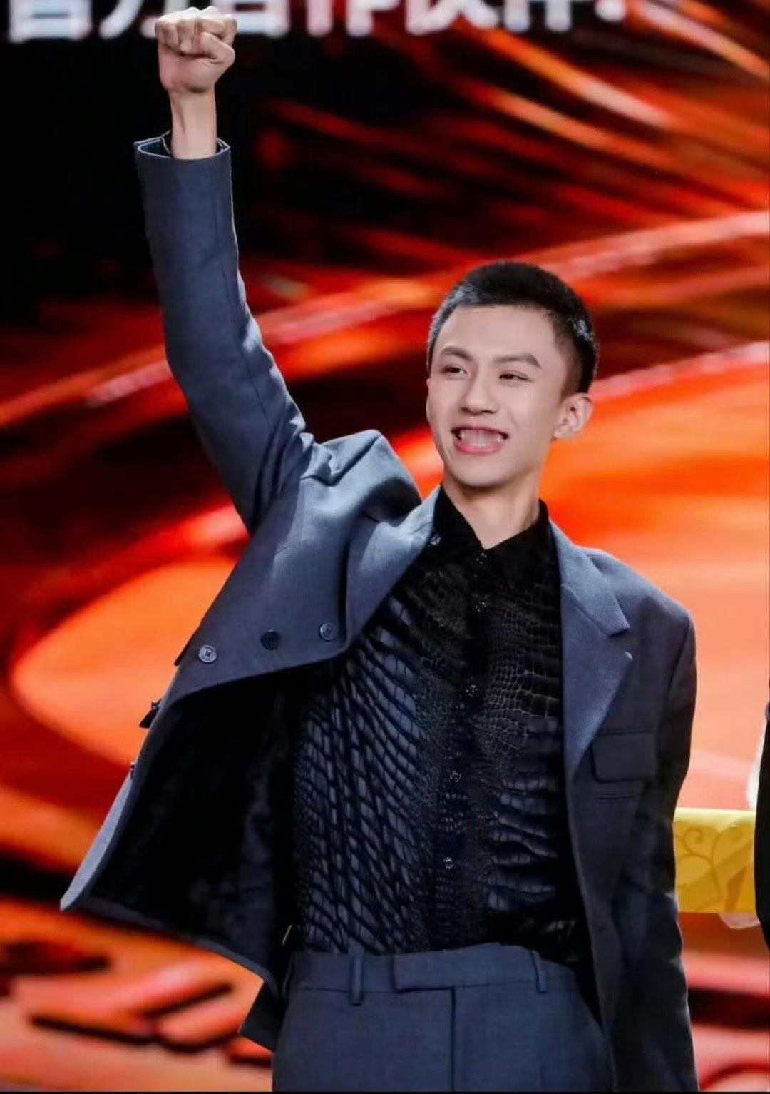 找到付航上恋综的原因了周五晚高疯谁能料到付航上恋综的理由这么好笑！他在节目里即兴