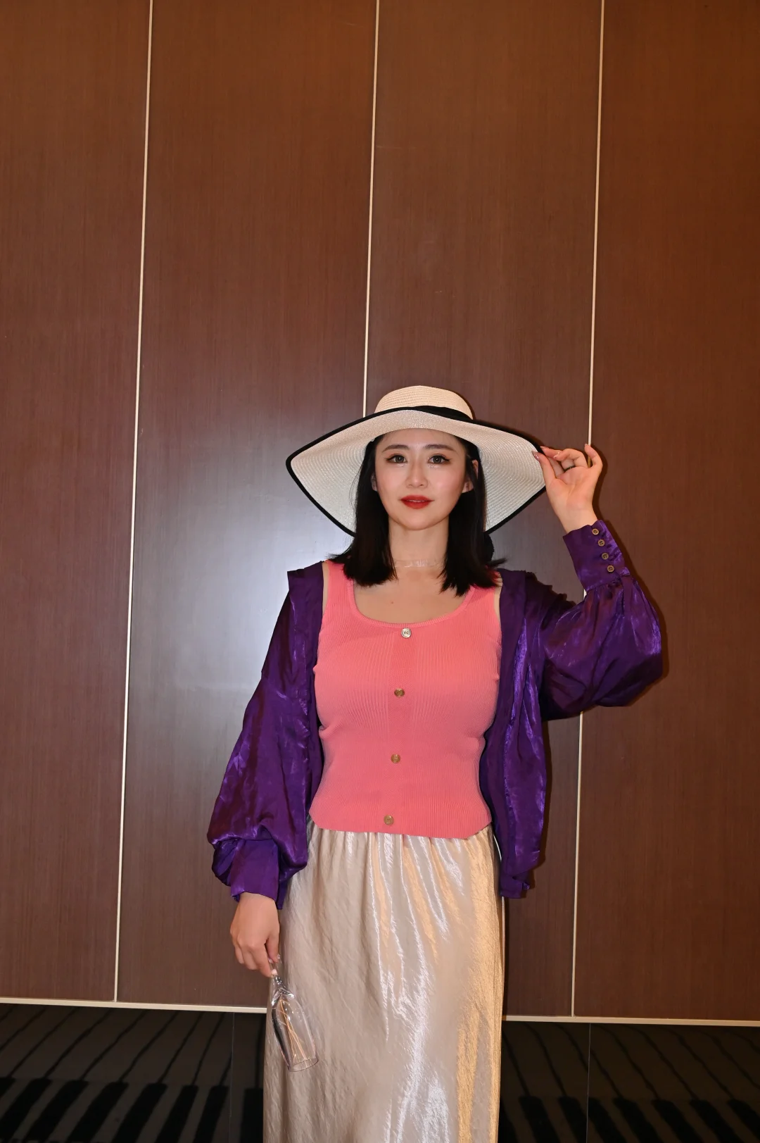 紫气东来，我先穿了💜