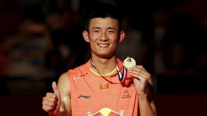 2023羽毛球世锦赛将于本月21日开打，回顾国羽五个单项上最近一次夺冠：
【男单