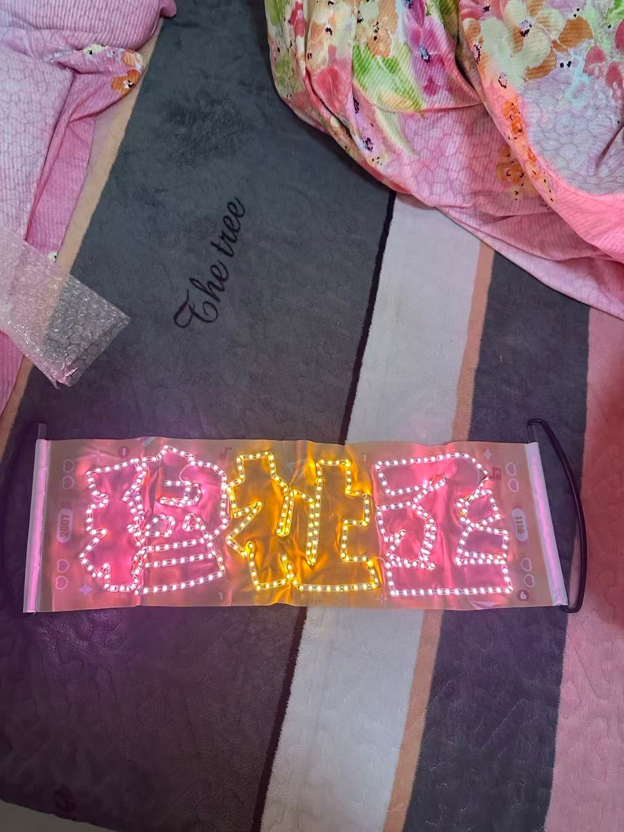 手拉旗很好用！！上大屏可以一眼就看到