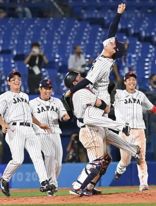 日本大学用二十年把体育爱好变成了正经职业
过去二十年，日本大学里冒出了一批新学院