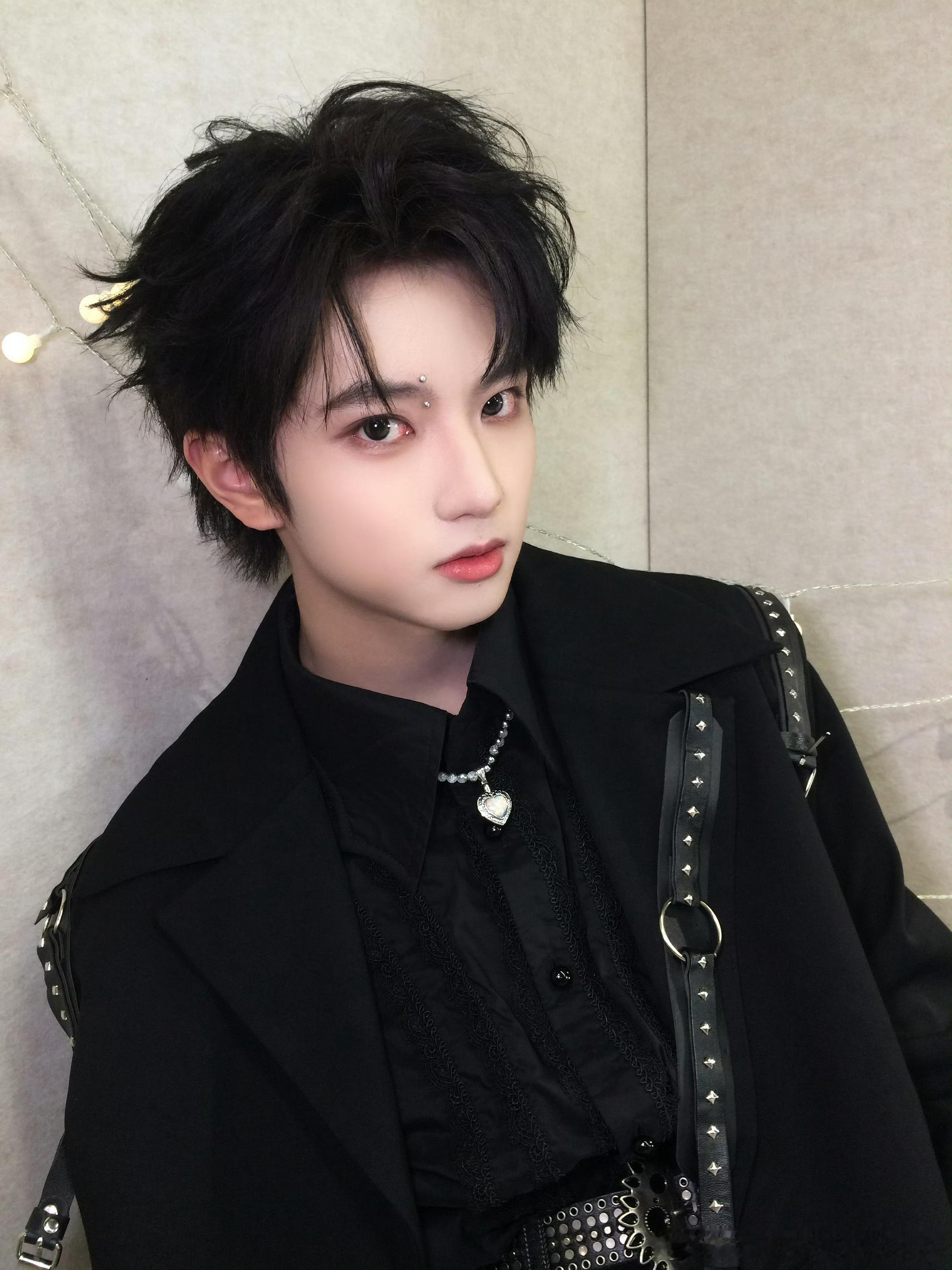 穆祉丞 秀色可餐