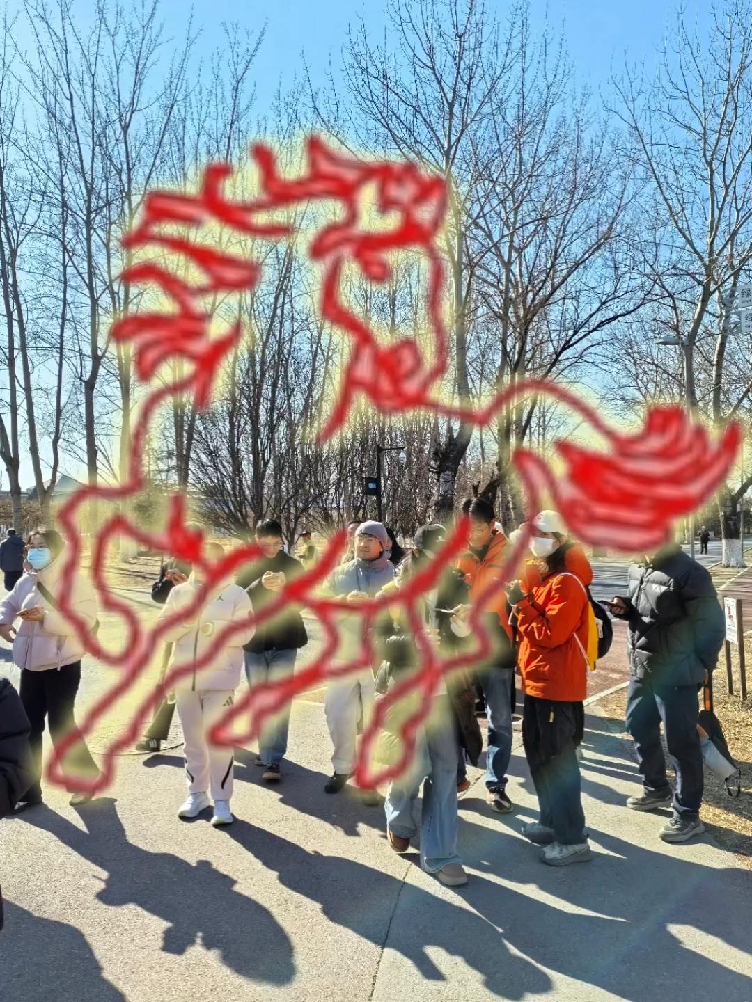 新春来奥森画一匹马踏春风。