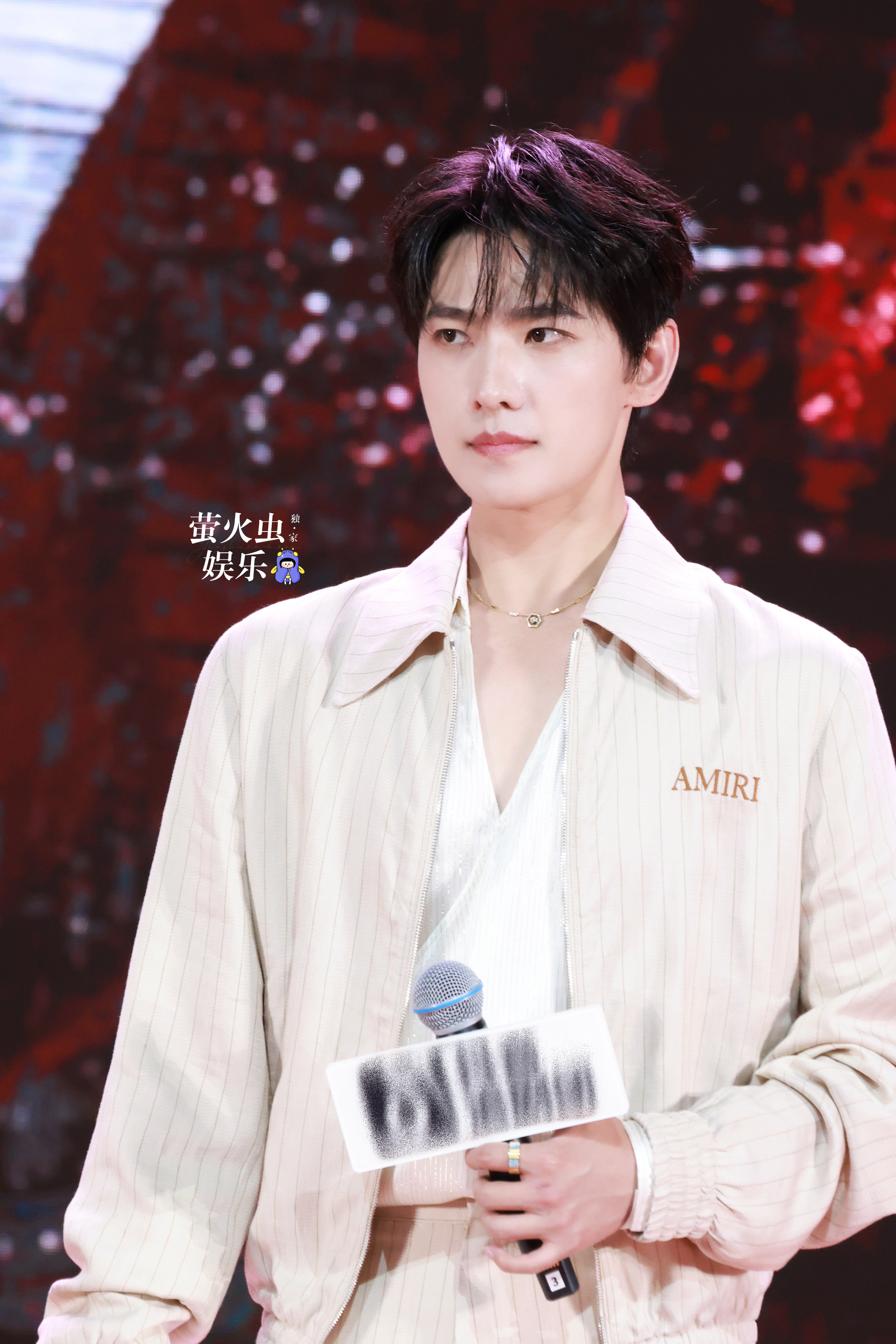 杨洋 杨洋雨霖铃追剧团图频一则掉落已被此男帅呆杨洋帅成啥了雨霖铃追剧团