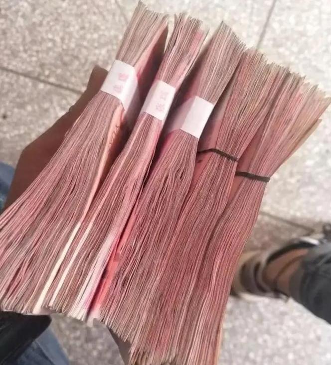 4.3万礼金背后的“信任时速”


读完青岛市民李冬浩的故事，心里涌起一阵特别的