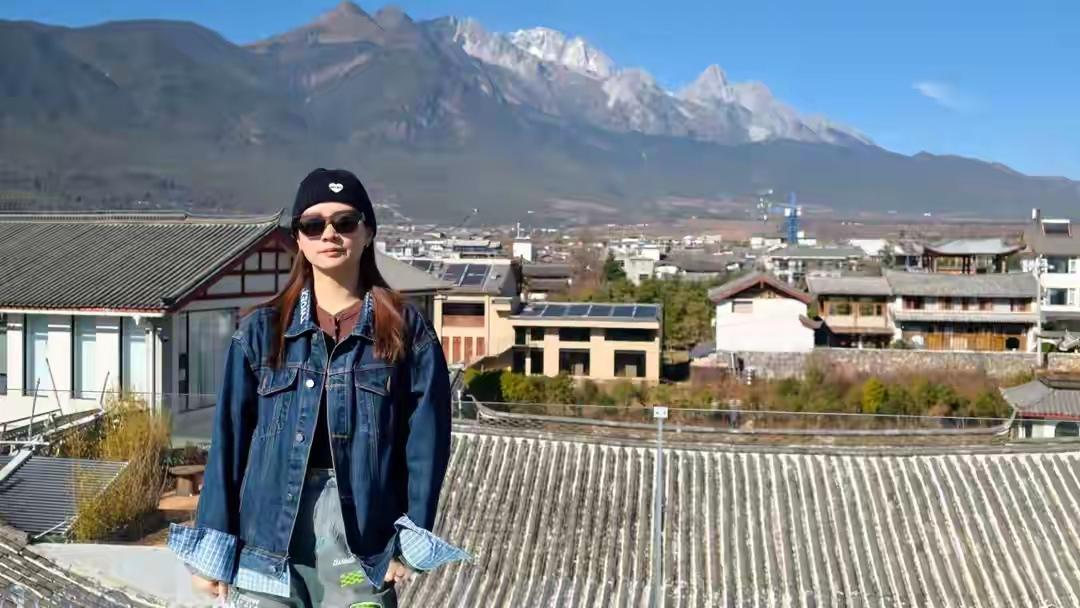 幸福美满[比心][比心][比心]