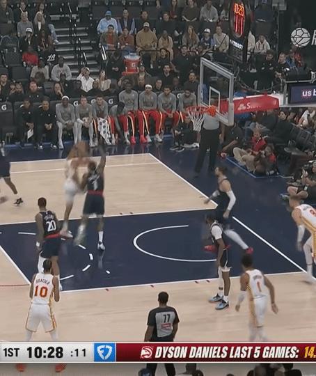 克里斯塔普斯波尔津吉斯虽然被凯尔特人抛弃，但他的油箱里面还是有油，这球在祖巴茨头