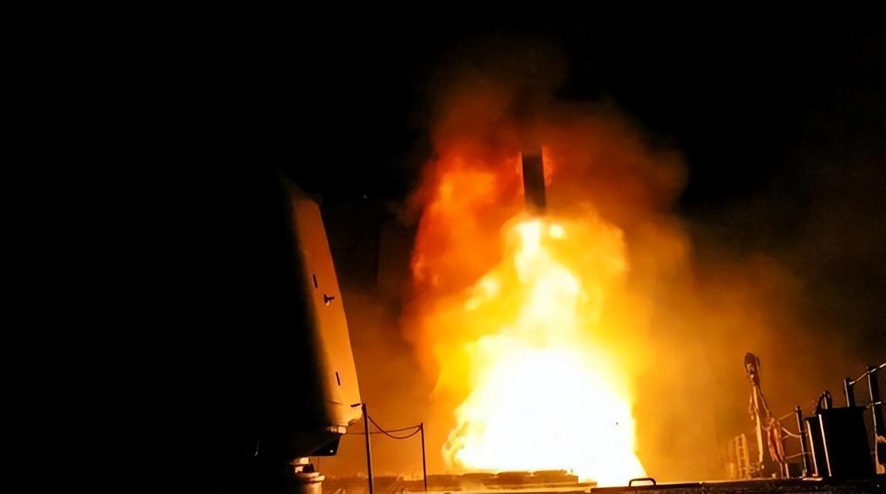 美军再次不宣而战，20架战机投下近百炸弹！

1月10日美军中央司令部说，美军及