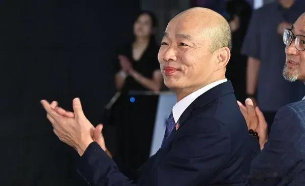 最新民调：韩国瑜“从政治冷宫奇迹复活”！有好感者大增386万

台湾民意基金会今