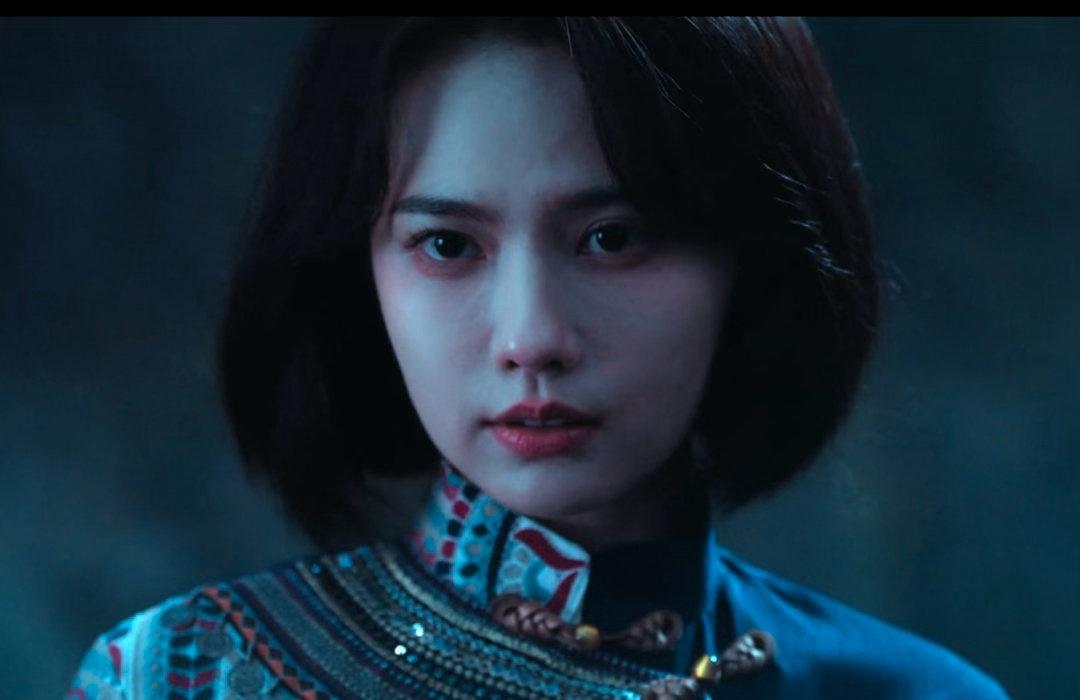 美到极致就会有一种“鬼”感 ​​​