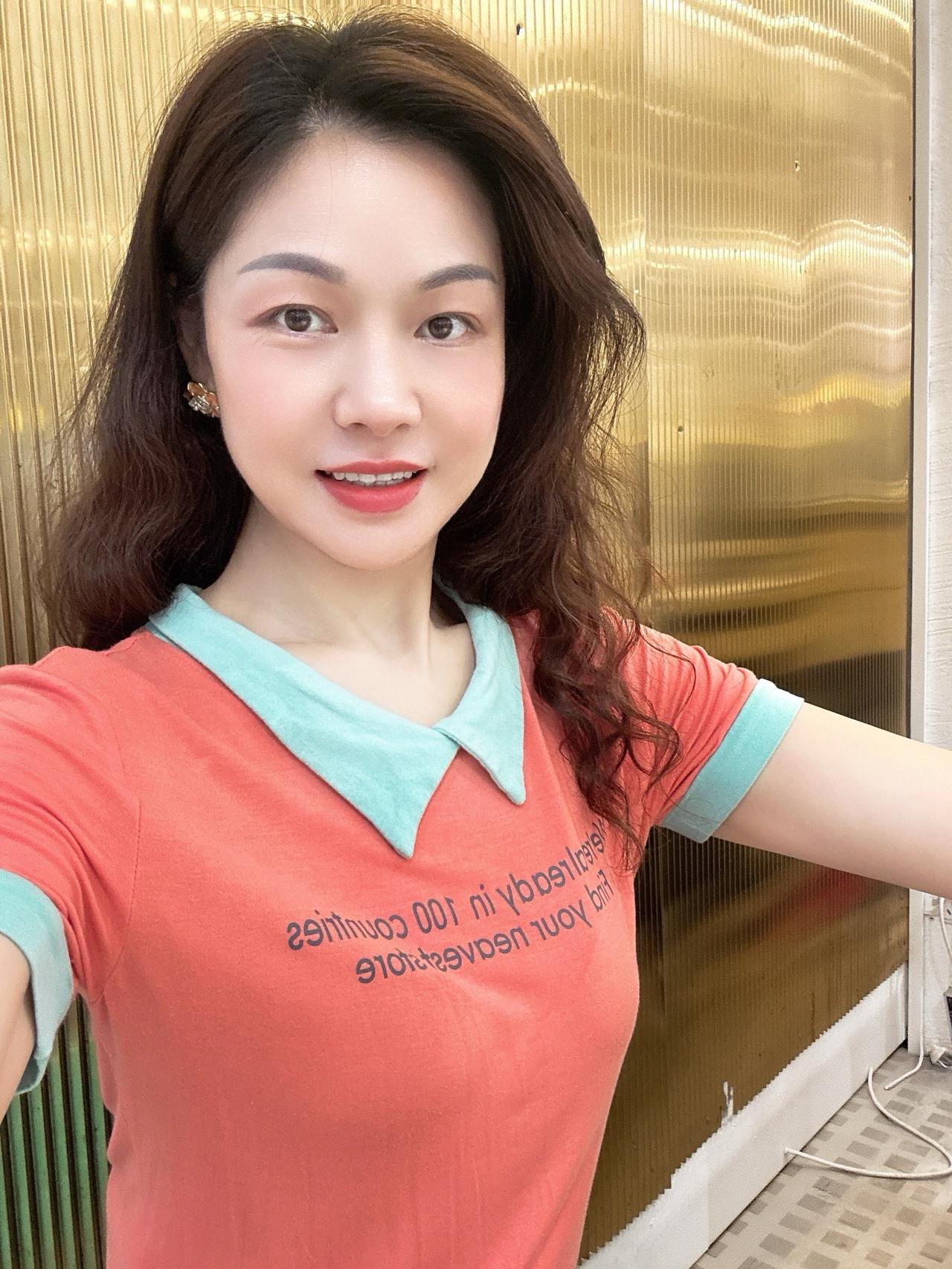 人生最好的境界是丰富也是安静，在喧嚣中寻找安宁，内心充满憧憬穿搭技巧 爱生活爱美