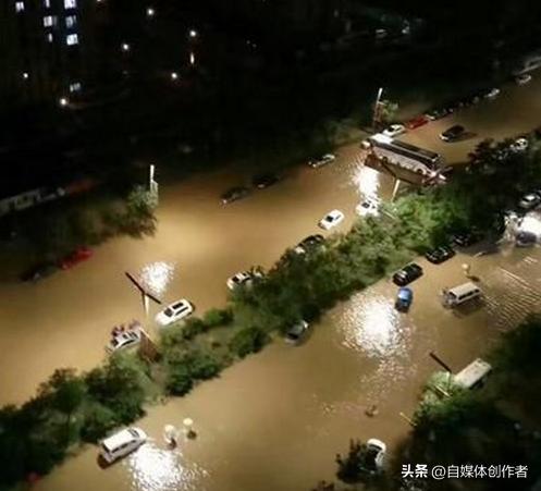 百年特大暴雨席卷沈阳！全城全面停摆，天气拐点已敲定
 
极端强降雨天气强势侵袭沈