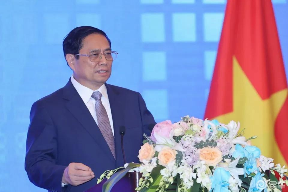 越南急红眼！广西平陆运河9月16日一放水，瞬间贯通大西南出海“大动脉”。川渝云贵