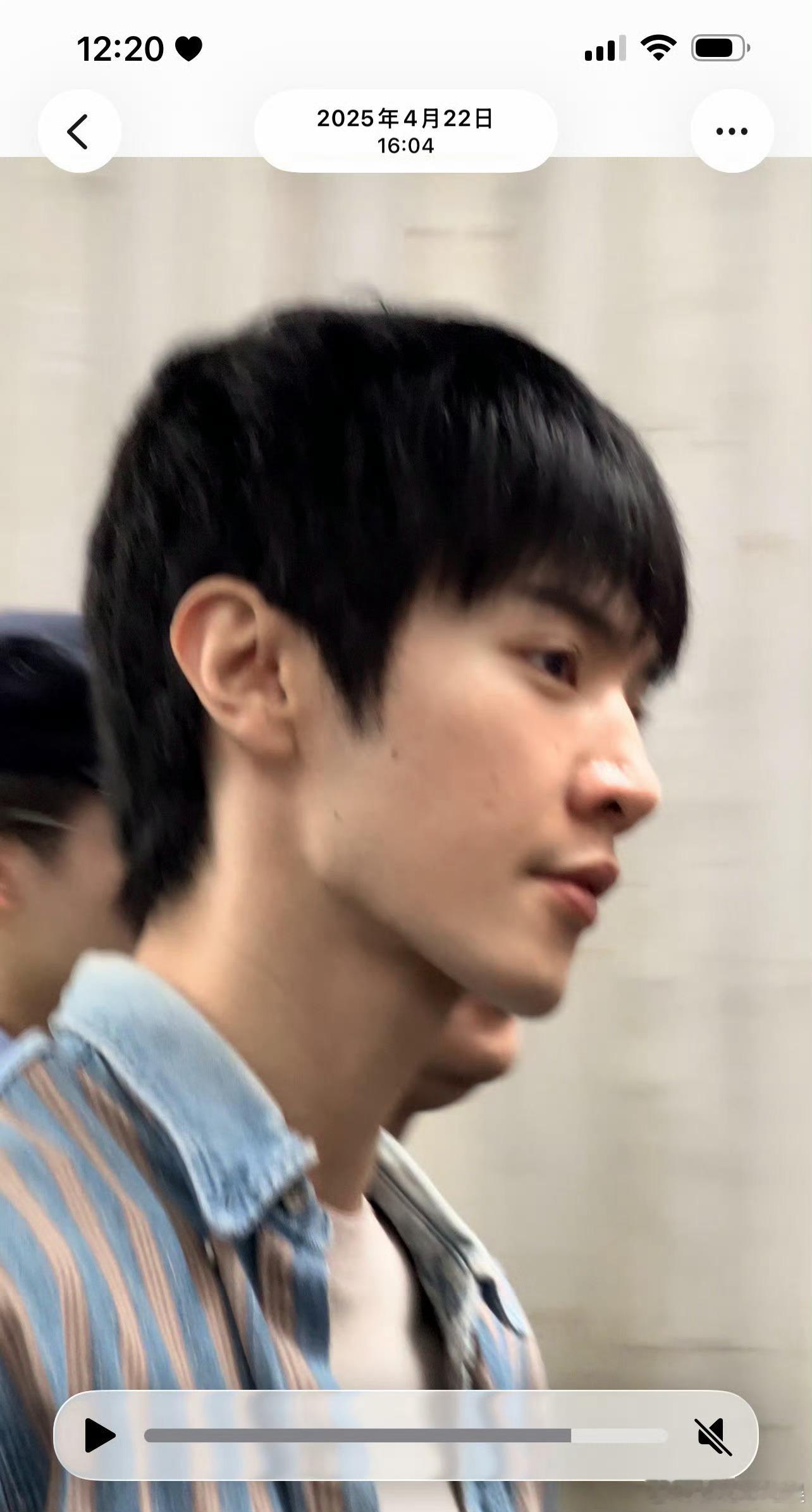 陈哲远现在怎么给人一种胡子拉碴的感觉 