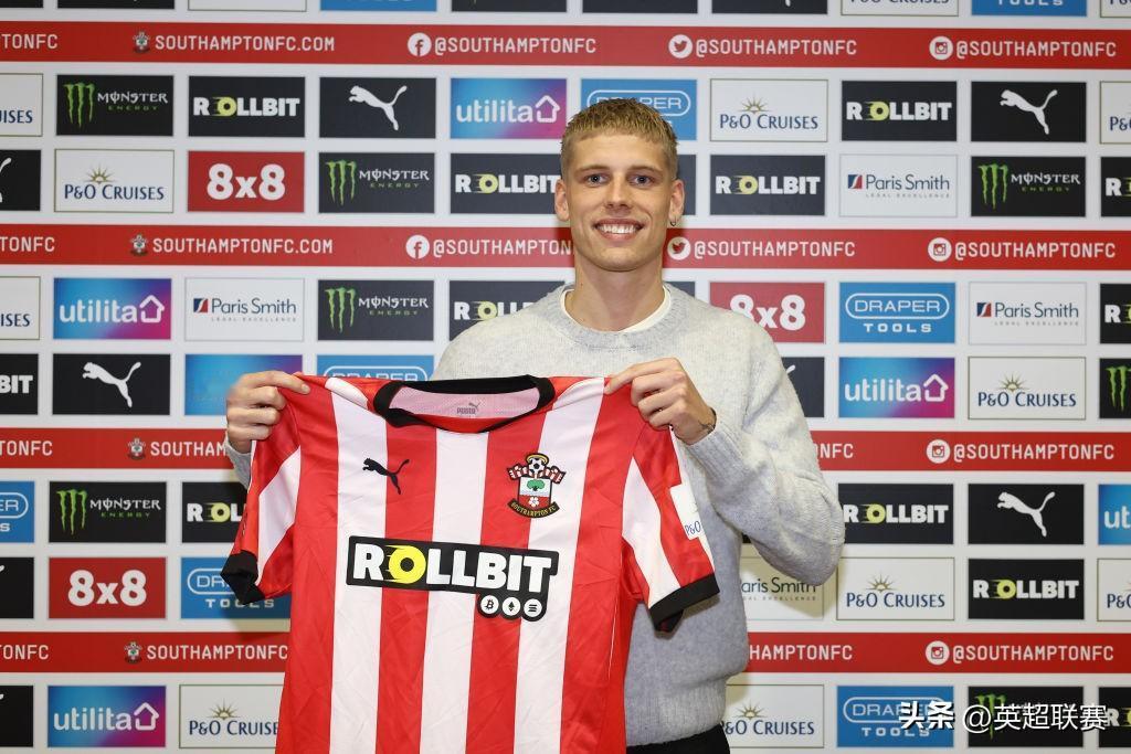 官方：埃利克租借加盟南安普顿

南安普顿官方宣布，球队租借埃利克直到赛季结束。这