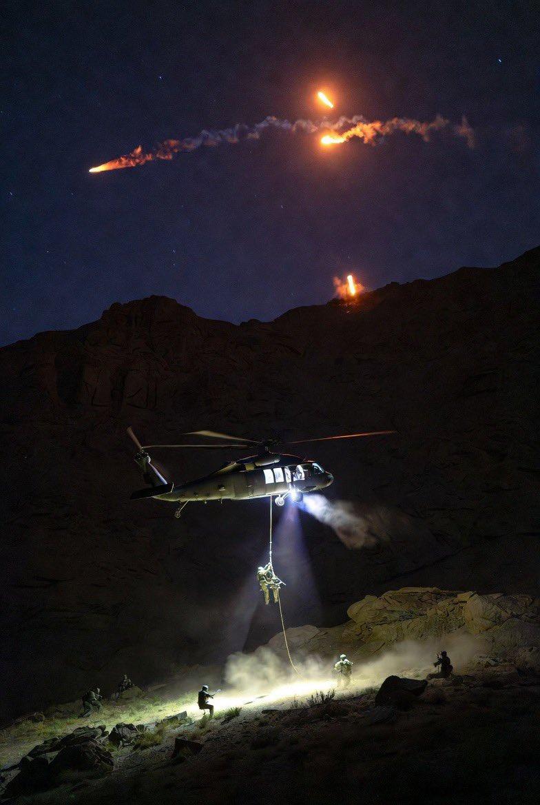 此次美军营救行动，被誉为人类战争史上地空一体化协同的巅峰之作。
情报方面：
MQ