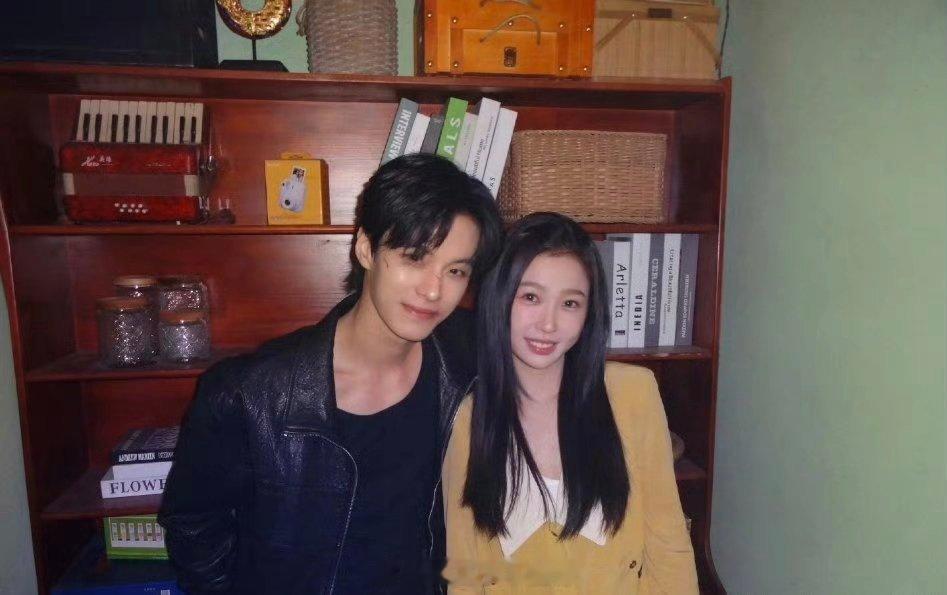 虞书欣、何与《神仙肉》下个月就要开机了 